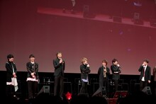 左から山下大輝、木村良平、高橋英則、内田雄馬、代永翼、小野大輔、緑川光。