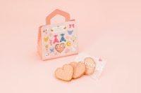 「さくらラスク」。こちらのみ「サマンサタバサスイーツ」ブランドの商品。