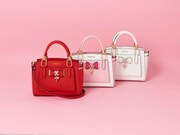 「リボンビジューBag」。手前からクロウカード編、さくらカード編、クリアカード編。