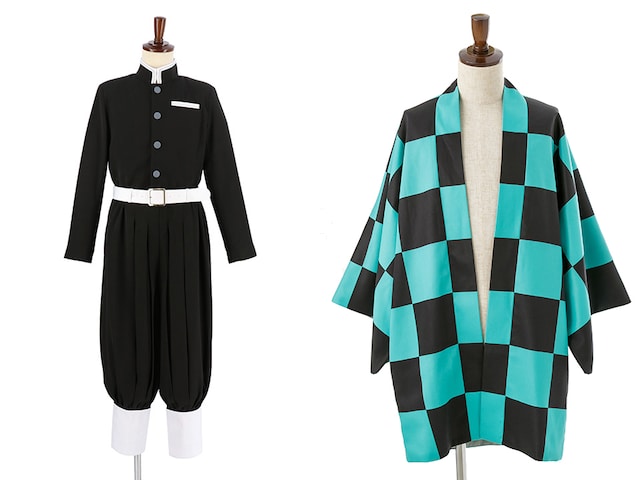 「鬼殺隊隊服」と「炭治郎の羽織」。