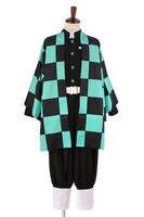 「鬼殺隊隊服」と「炭治郎の羽織」。