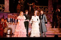 「宝塚歌劇 花組公演『ポーの一族』（2018）」左より、華優希、明日海りお、仙名彩世、瀬戸かずや。 (c)宝塚歌劇団