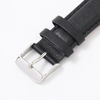 阿久津真武モデルの腕時計。