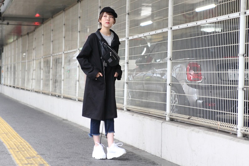 阿久津真武モデルのアイテム着用イメージ。