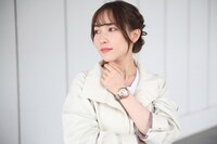 新星玲央モデルのアイテム着用イメージ。