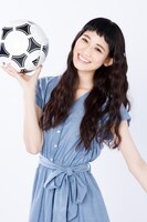 秋本帆華扮する海堂杏里。