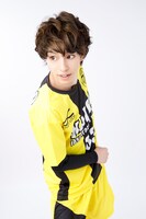 杉江大志扮する青井葦人。