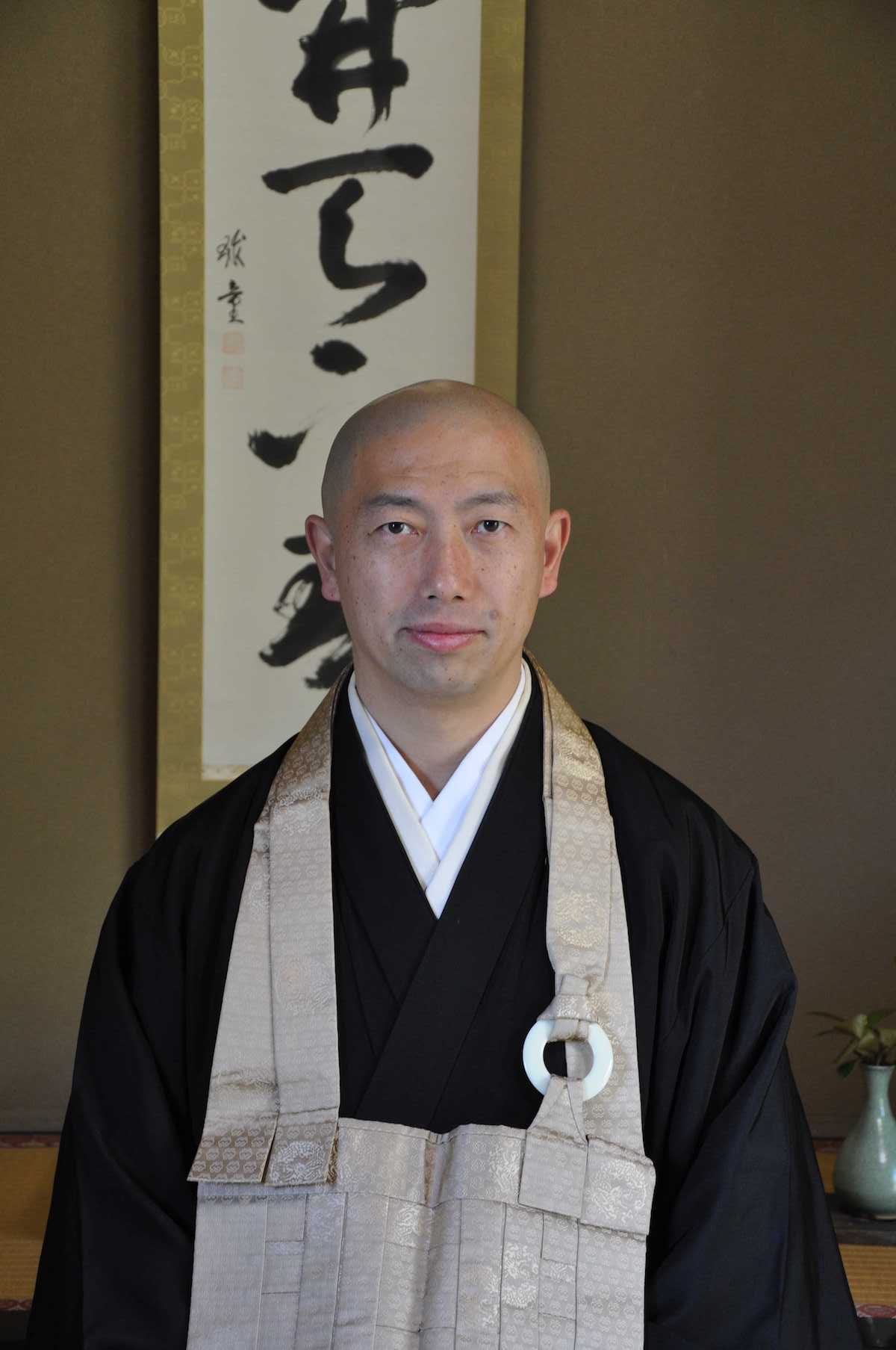 全生庵住職の平井正修氏。