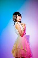 オープニングテーマを担当するnonoc。