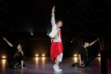 三鷹アサヒ役の小林竜之。