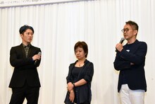 左からMIYAVI、深沢桂子、宮本亜門。
