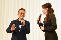左から宮本亜門、浅野ゆう子