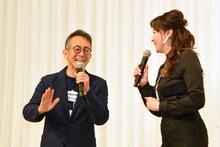 左から宮本亜門、浅野ゆう子