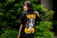 「満艦飾マコ（ド天然イエロー）」の着用例。