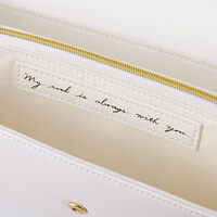 「BANANA FISH」をモチーフにした長財布。