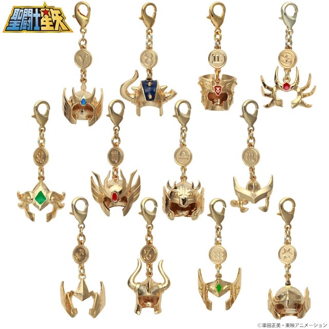 「聖闘士星矢」の黄金聖闘士をモチーフにしたアクセサリーチャーム。