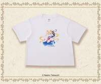 ユニクロとのコラボTシャツ。