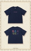 ユニクロとのコラボTシャツ。