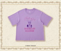 ユニクロとのコラボTシャツ。