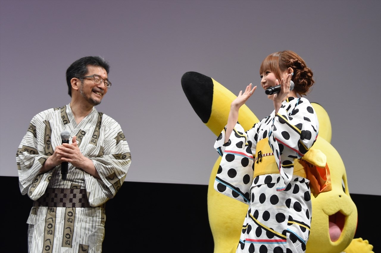 湯山邦彦監督と中川翔子。