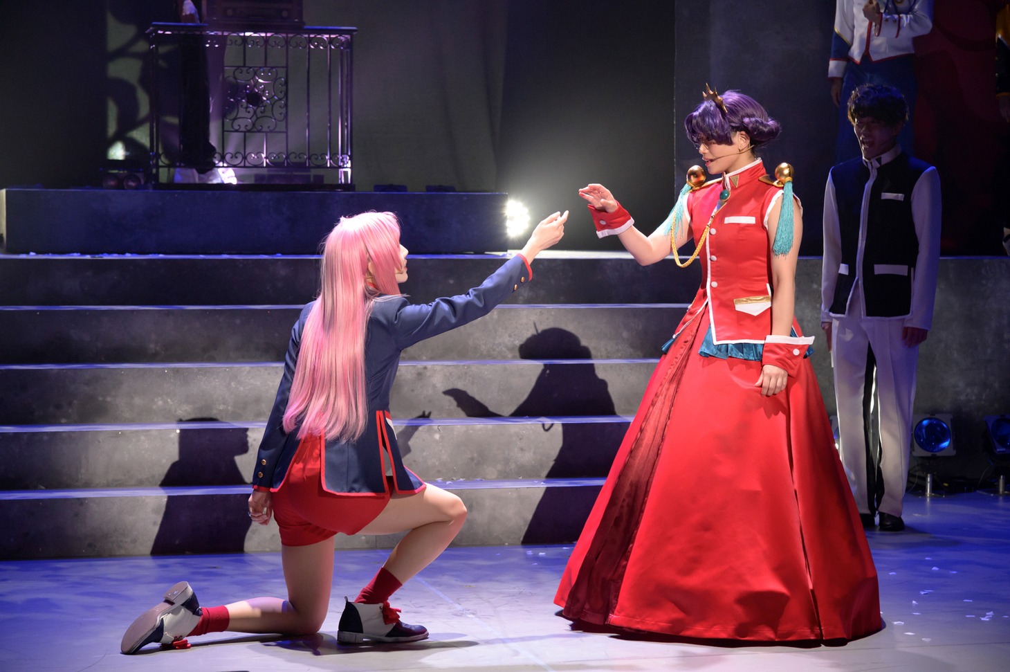 ミュージカル「少女革命ウテナ～深く綻ぶ黒薔薇の～」より。