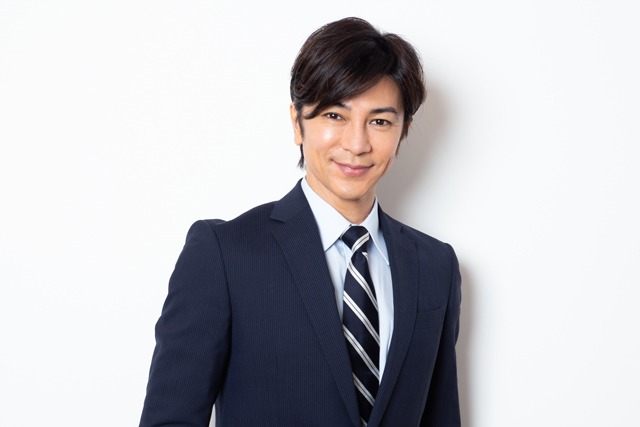 武田真治演じる日比野晃。
