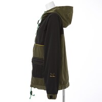 「蛙吹梅雨モデル マウンテンパーカー」