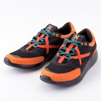 「爆豪勝己モデル スニーカー」