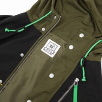 「蛙吹梅雨モデル マウンテンパーカー」