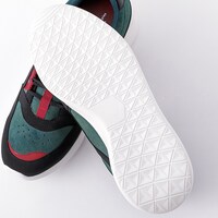 「緑谷出久モデル スニーカー」