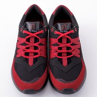 「切島鋭児郎モデル スニーカー」