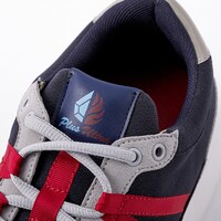 「轟焦凍モデル スニーカー」シュータン