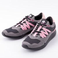 「麗日お茶子モデル スニーカー」