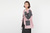 「麗日お茶子モデル マウンテンパーカー」着用イメージ