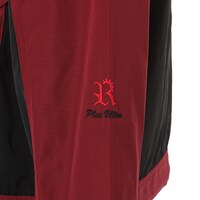 「切島鋭児郎モデル マウンテンパーカー」左袖のマークと「Plus Ultra」の刺繍。