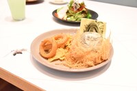 「リーブス商会CAFE」のメニュー。