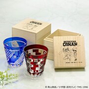 「名探偵コナン 江戸切子グラス」とコナン、キッドのイラスト入り桐箱。