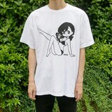 「conix cover girl T-shirt "Body"」の着用画像。モデルは身長176cm、着用サイズはL。