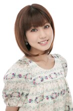 「うさみさんは構われたい！」の羽冴美渚役を演じる白石涼子。