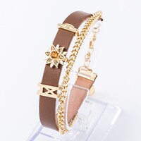 孫悟空モデルのブレスレット。