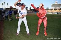 前田健太投手と巨人くん。