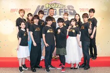 上段左から諏訪部順一、安野希世乃、上村祐翔、三宅健太、井上麻里奈、広橋涼、畠中祐。下段左から悠木碧、梶裕貴、岡本信彦、山下大輝、佐倉綾音、石川界人。