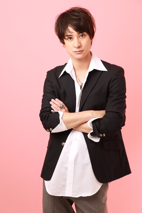 高崎翔太扮する矢島勇介。