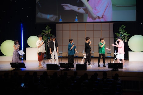 「『モブサイコ100 II』サイコヘルメット教の集い・スペシャルイベント2019夏」の様子。