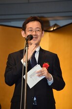 審査員の赤松健。