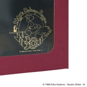 「どんぐり共和国限定 ジジ 30周年記念ぬいぐるみ」のパッケージ。
