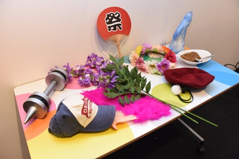 「プリズムスタァミュージアム」内フォトスポットの撮影用小道具。