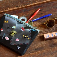 「刺繍メッシュポーチ」