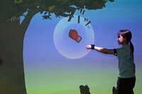 第2章「トレーニング」のコーナーより。「はじめの一歩」のトレーニングを体感することができる。