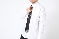 TVアニメ「ソードアート・オンライン アリシゼーション」コラボアイテムの着用イメージ。